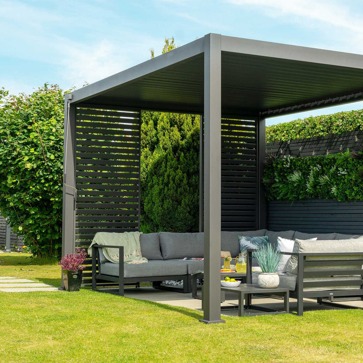 Titan Free Standing 4.0*3.0M Rectangular Manually Operated Pergola